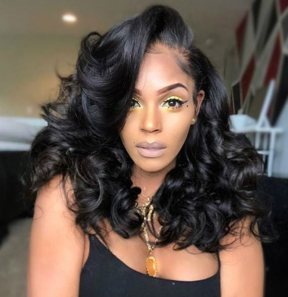 SHORT BODYWAVE LACE WIG